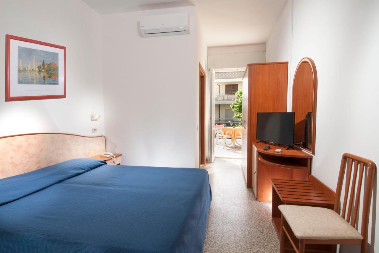 Hotel Holiday Sunshine Summer Misano Adriatico Exteriér fotografie