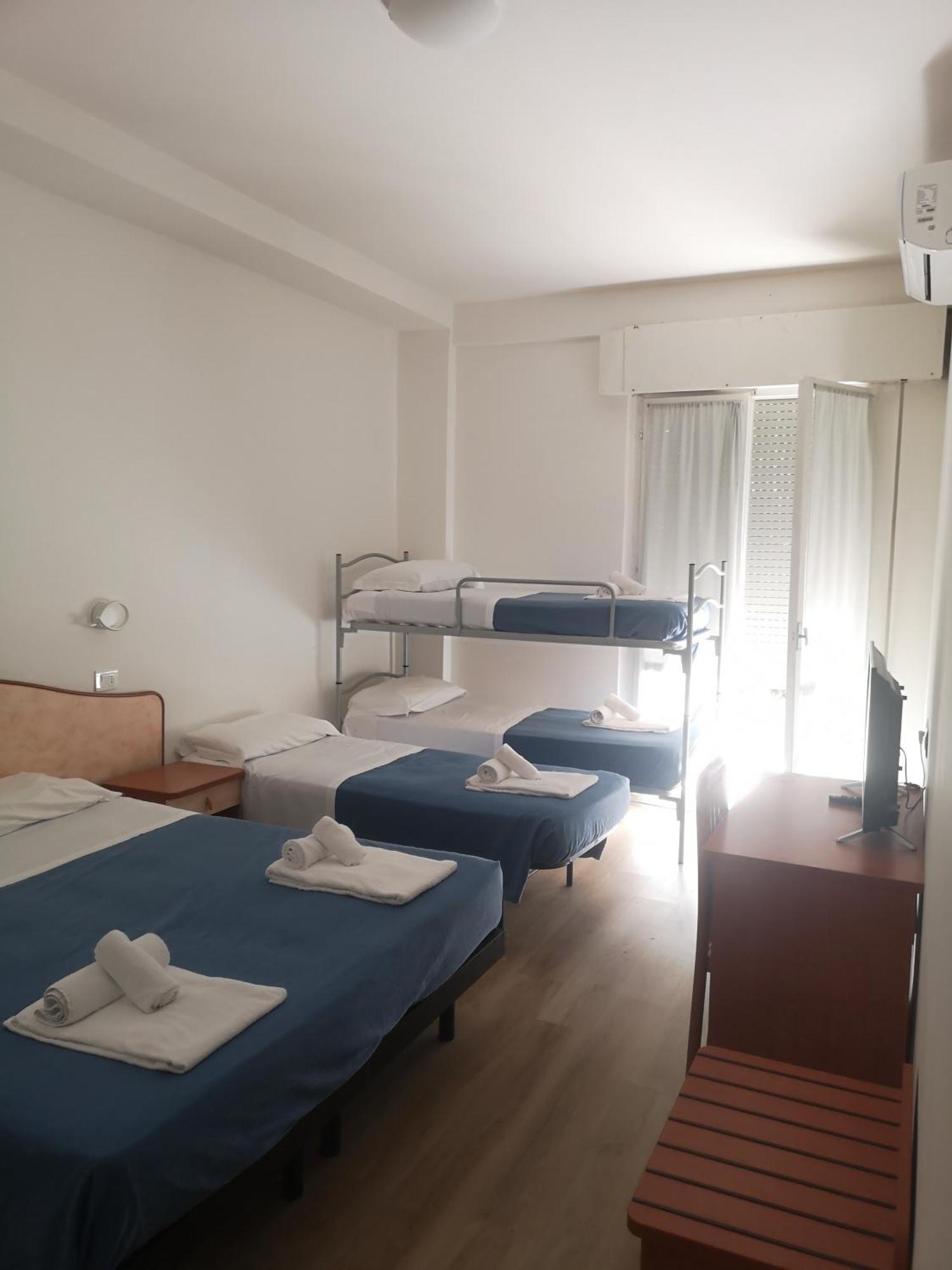 Hotel Holiday Sunshine Summer Misano Adriatico Exteriér fotografie