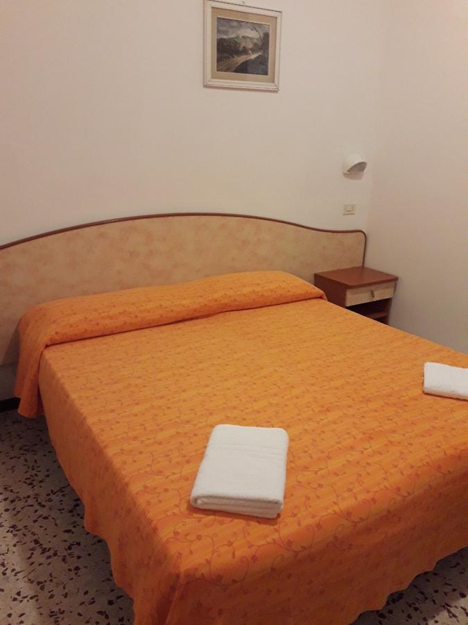 Hotel Holiday Sunshine Summer Misano Adriatico Exteriér fotografie